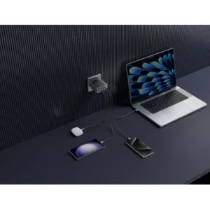 Alternative view of UGREEN Chargeur 100W 4Ports *35043